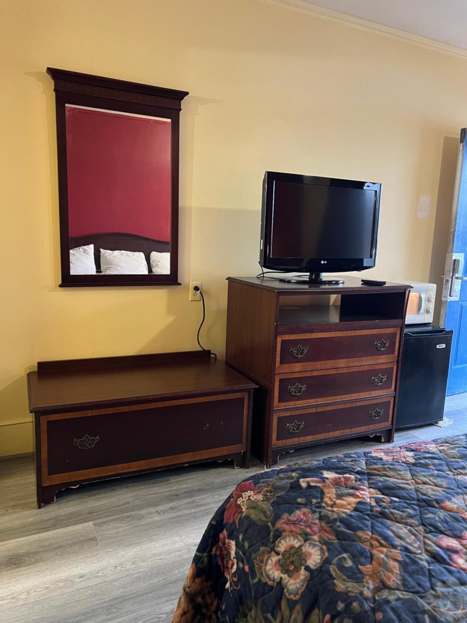 Ross Motel Уильямстон Экстерьер фото