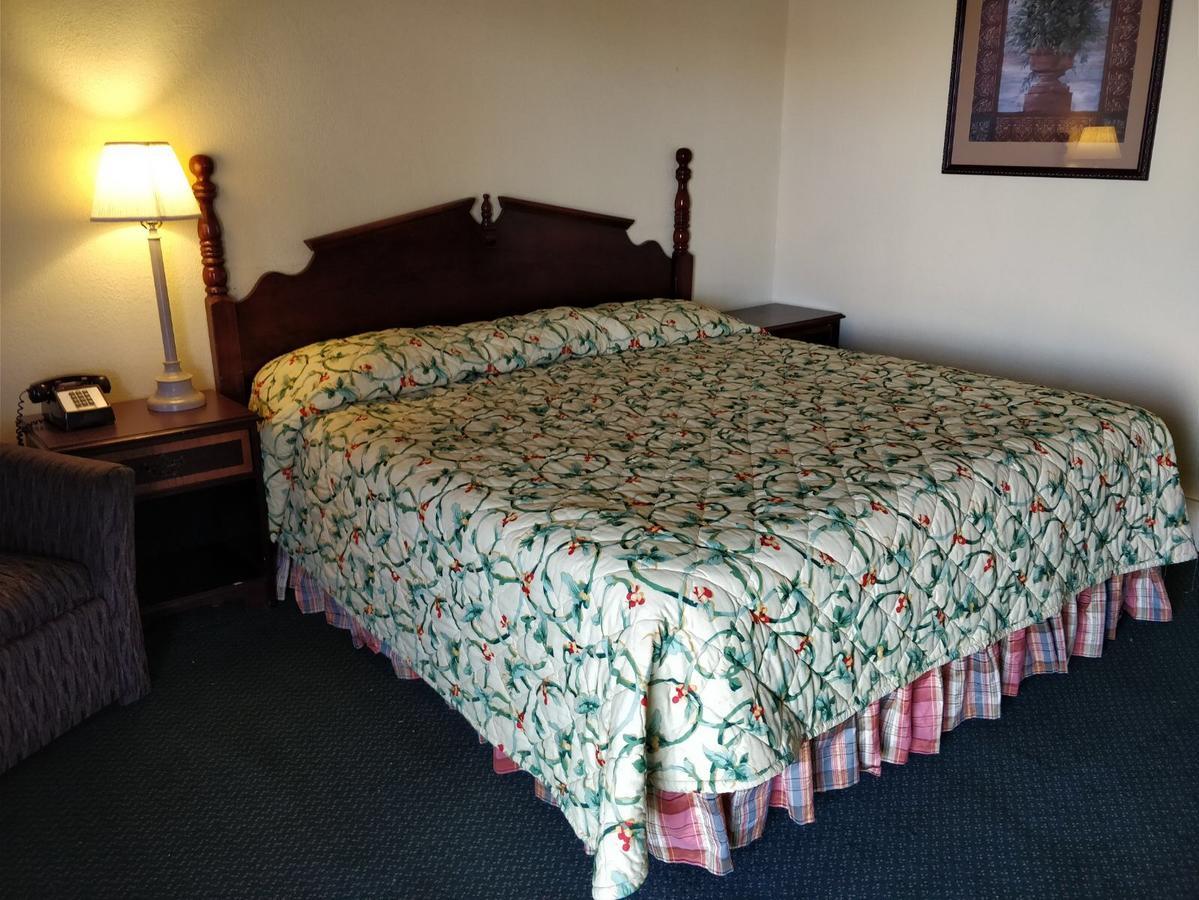 Ross Motel Уильямстон Экстерьер фото